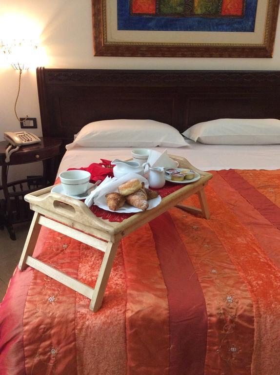 Albergo Verdi Palermo Buitenkant foto